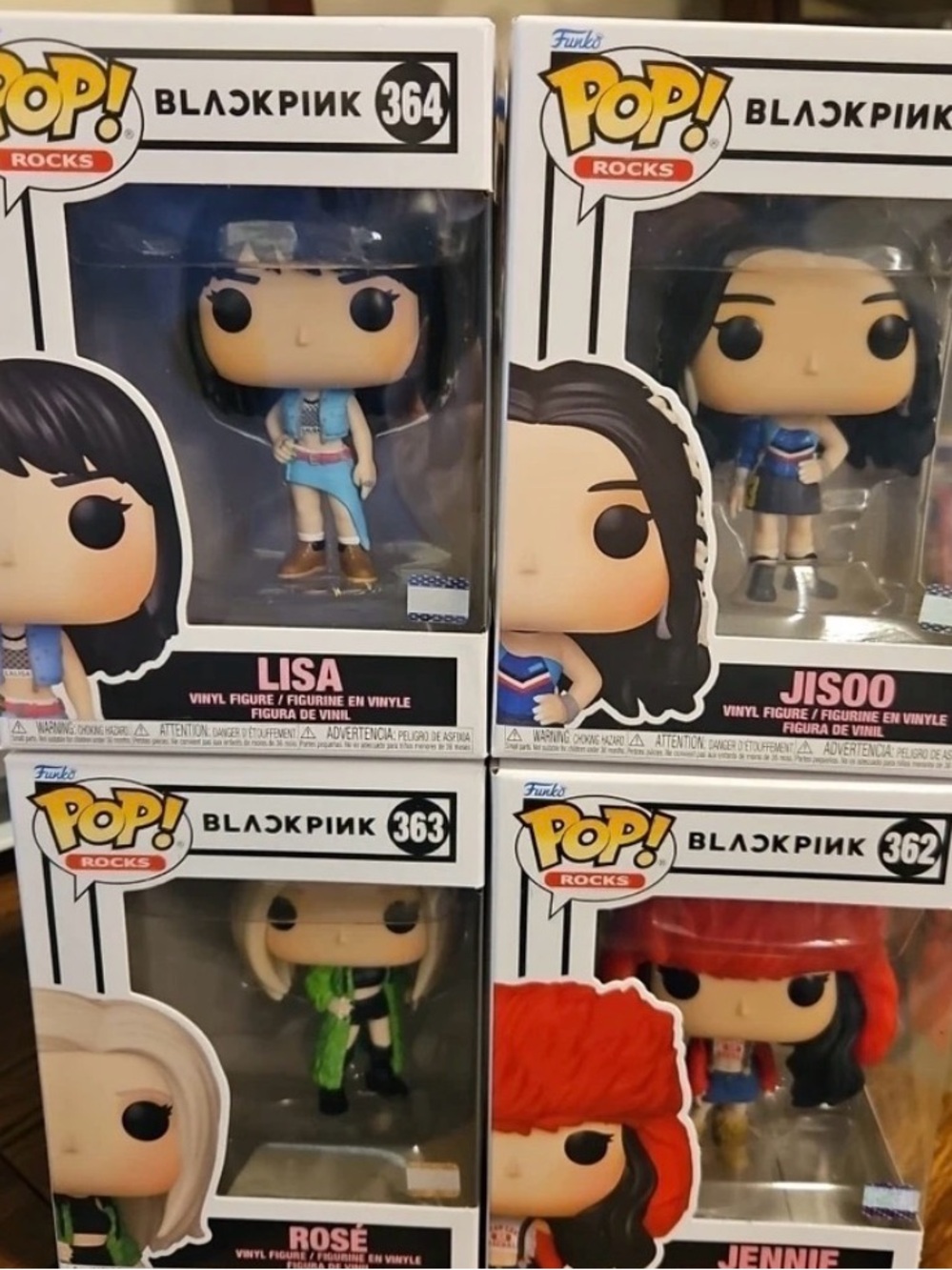 Funko POP! Rocks BLACKPINK Vinyl Figure Set - Lisa, Jisoo, Rosé, Jennie